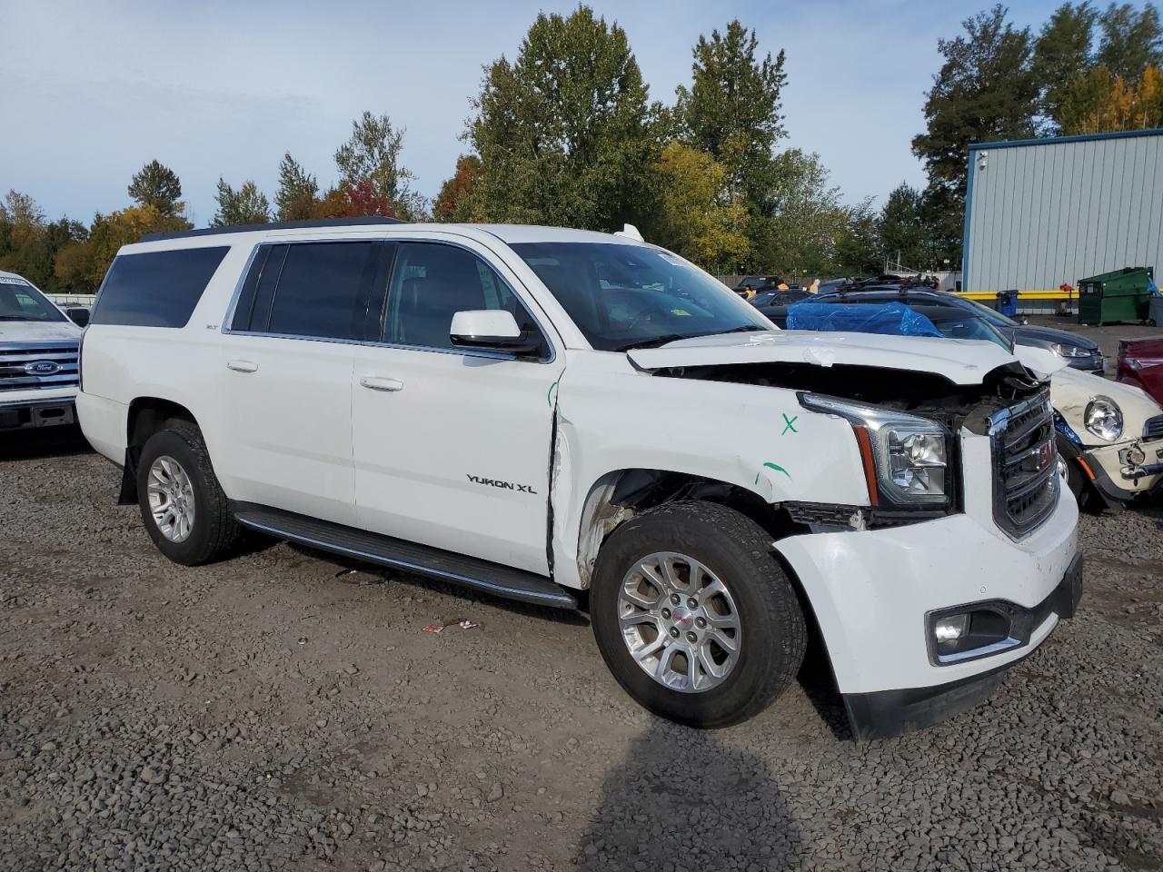 2017 GMC Yukon Xl K1500 Slt - Image 4