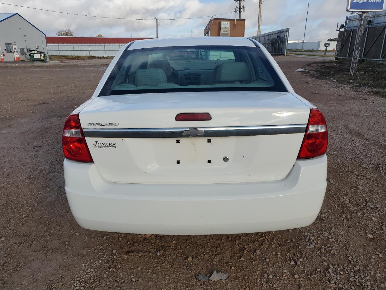 2004 Chevrolet Malibu - Image 6