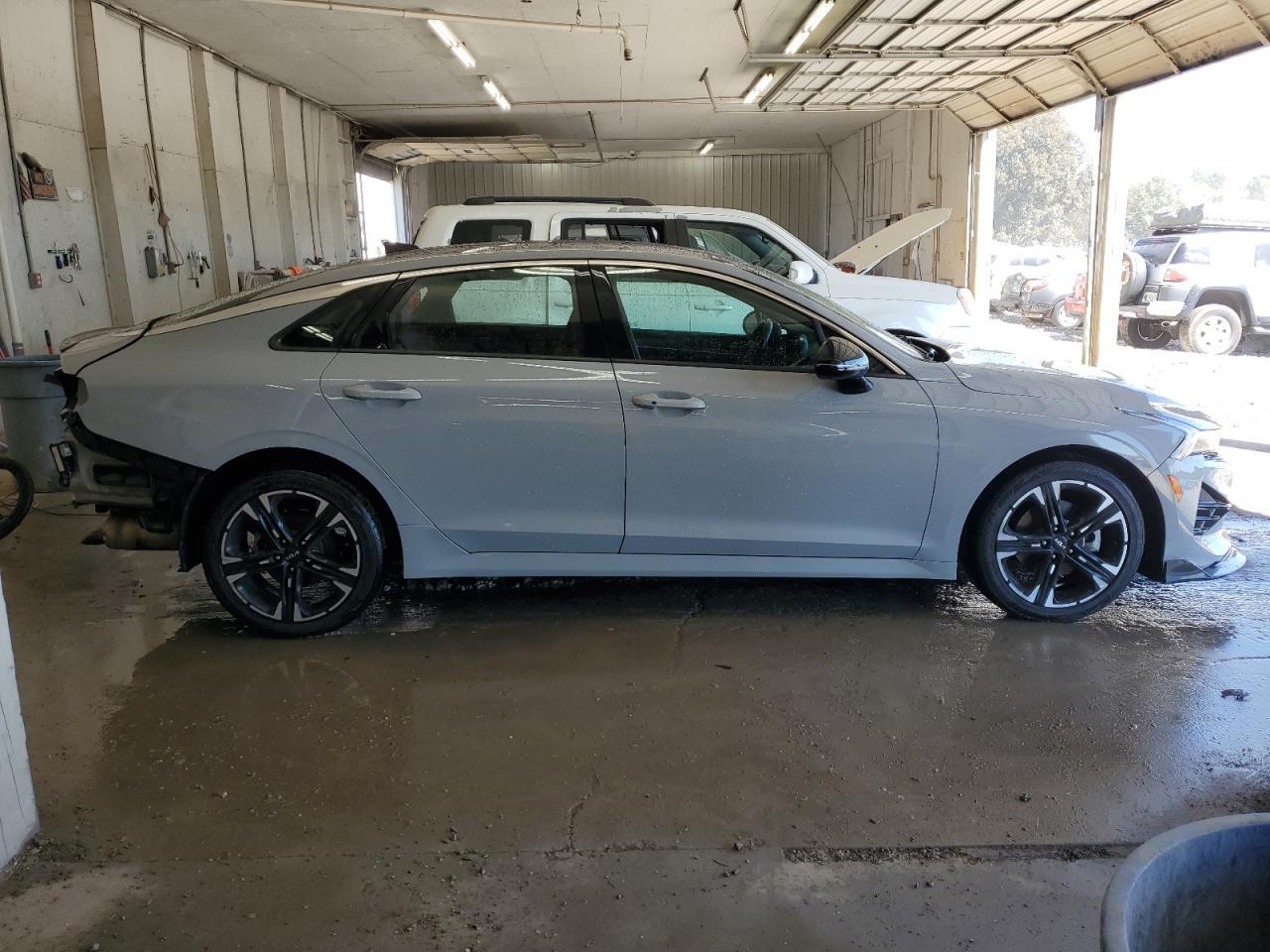 2022 Kia K5 Gt Line - Image 3