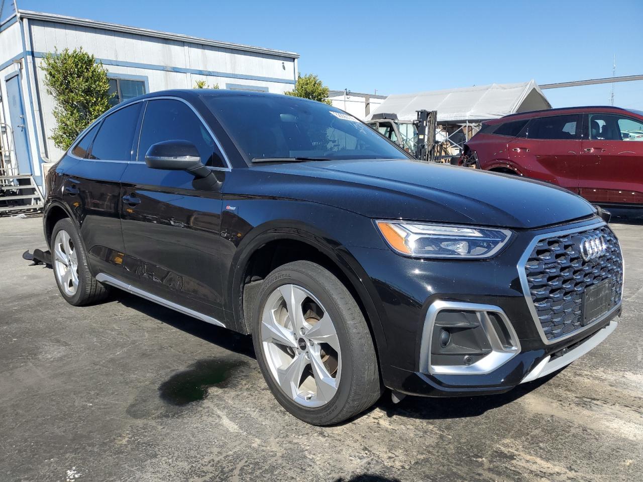 2021 Audi Q5 Sportback Premium Plus - Фото 4