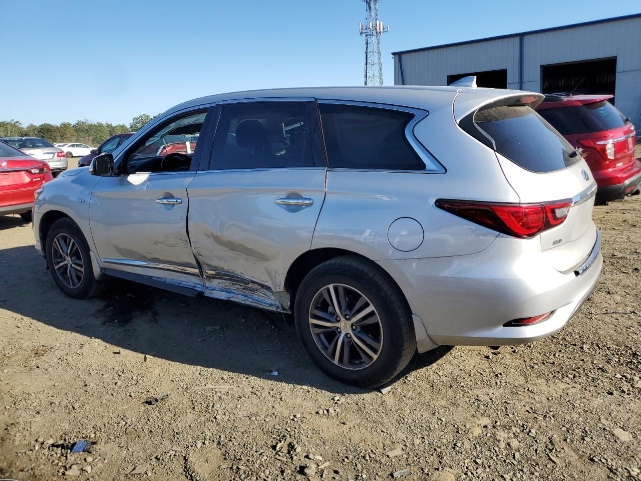 2019 Infiniti Qx60 Luxe - Фото 2