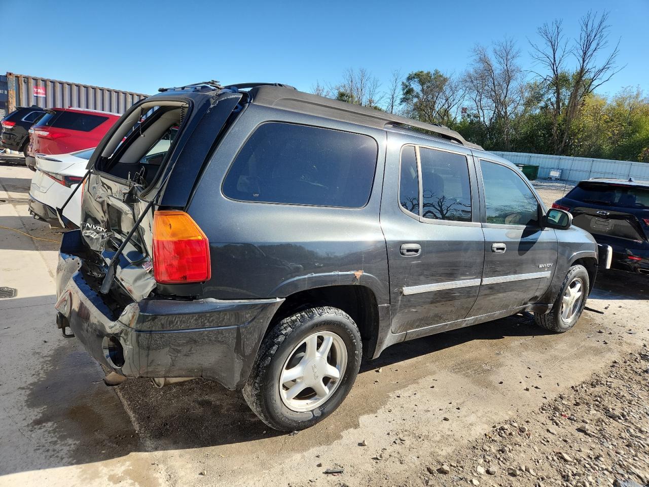 2006 GMC Envoy Xl - Image 3