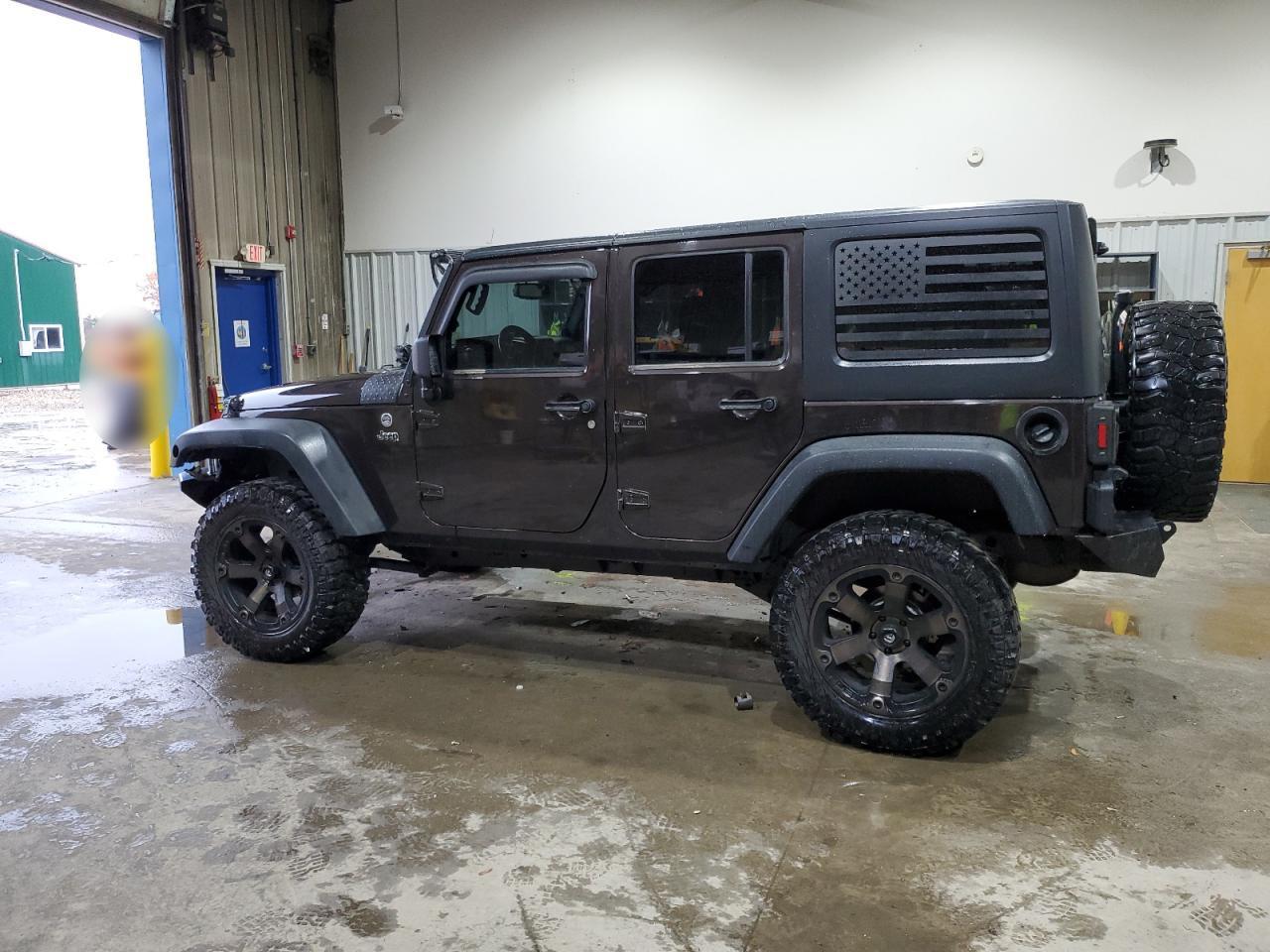 2013 Jeep Wrangler Unlimited Sport - Фото 2