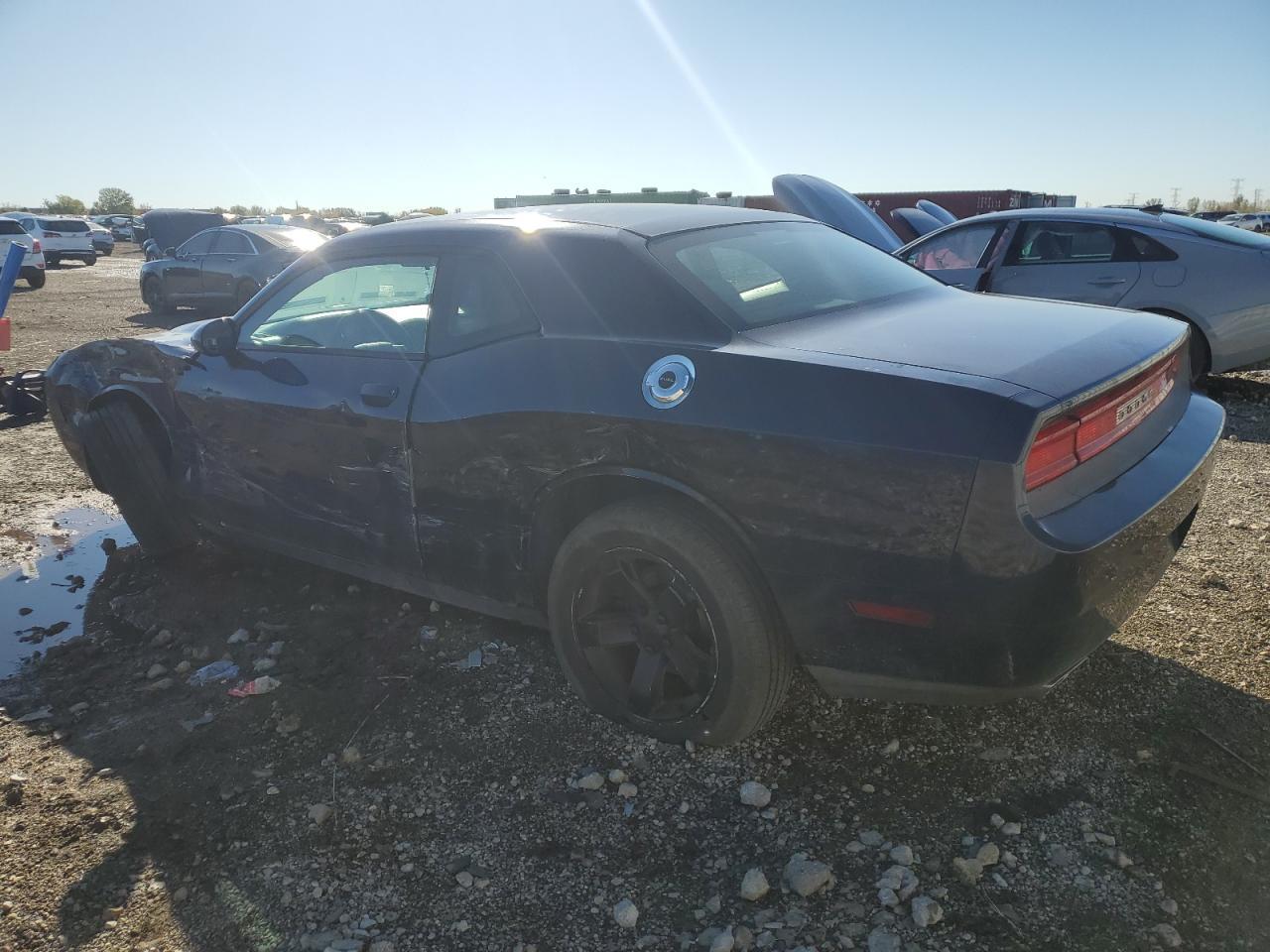2013 Dodge Challenger Sxt - Image 2