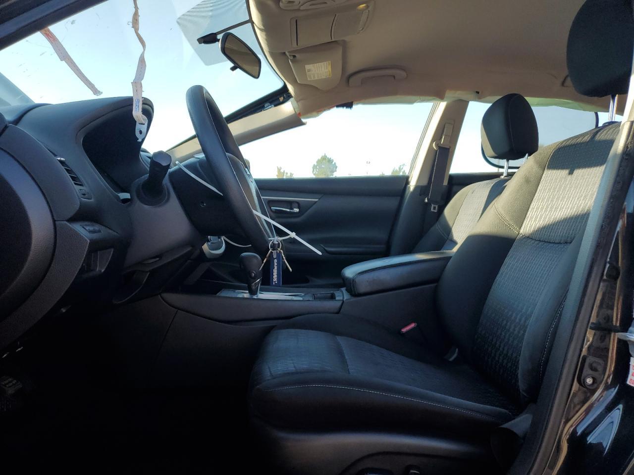 2016 Nissan Altima 2.5 S - Фото 7