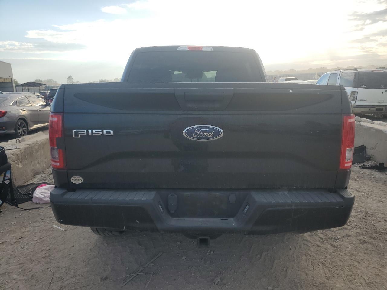 2017 Ford F150 Supercrew - Фото 6