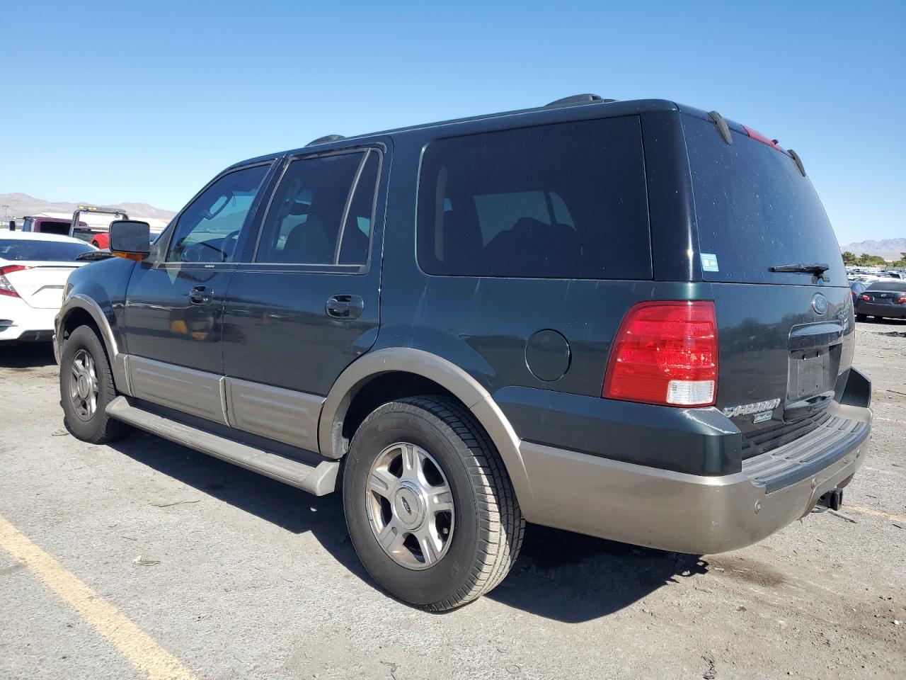 2004 Ford Expedition Eddie Bauer - Image 2