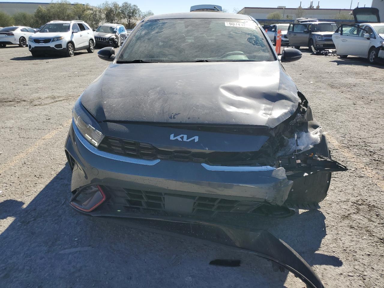 2024 Kia Forte Gt Line - Image 5