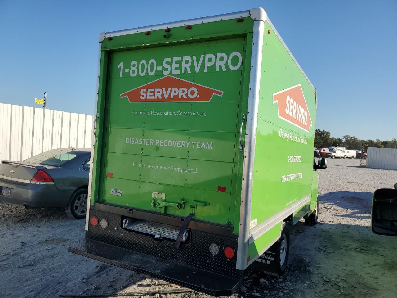 2023 Chevrolet Express G3500 - Фото 3