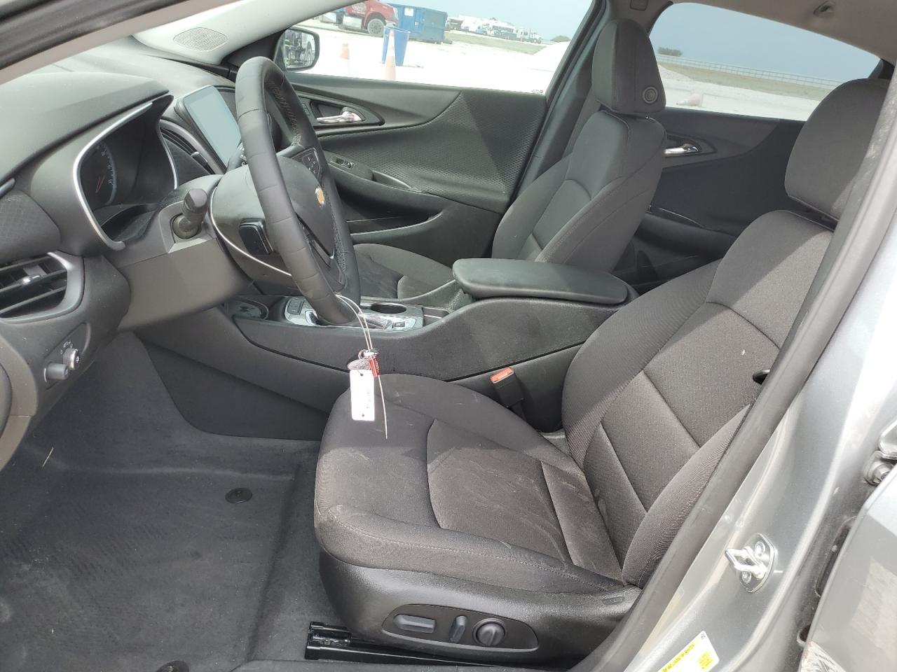 2025 Chevrolet Malibu Rs - Image 7