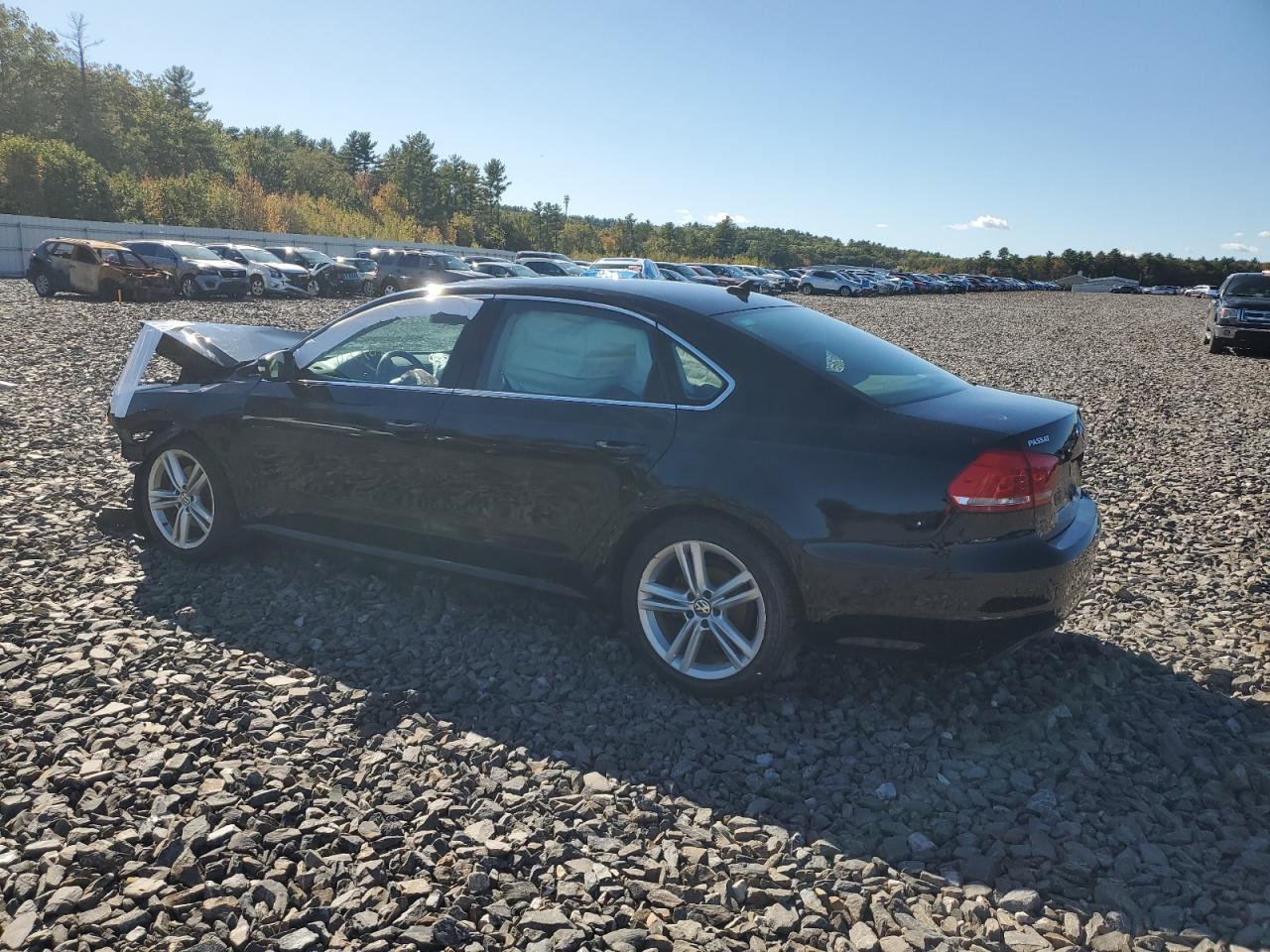 2014 Volkswagen Passat Se - Image 2