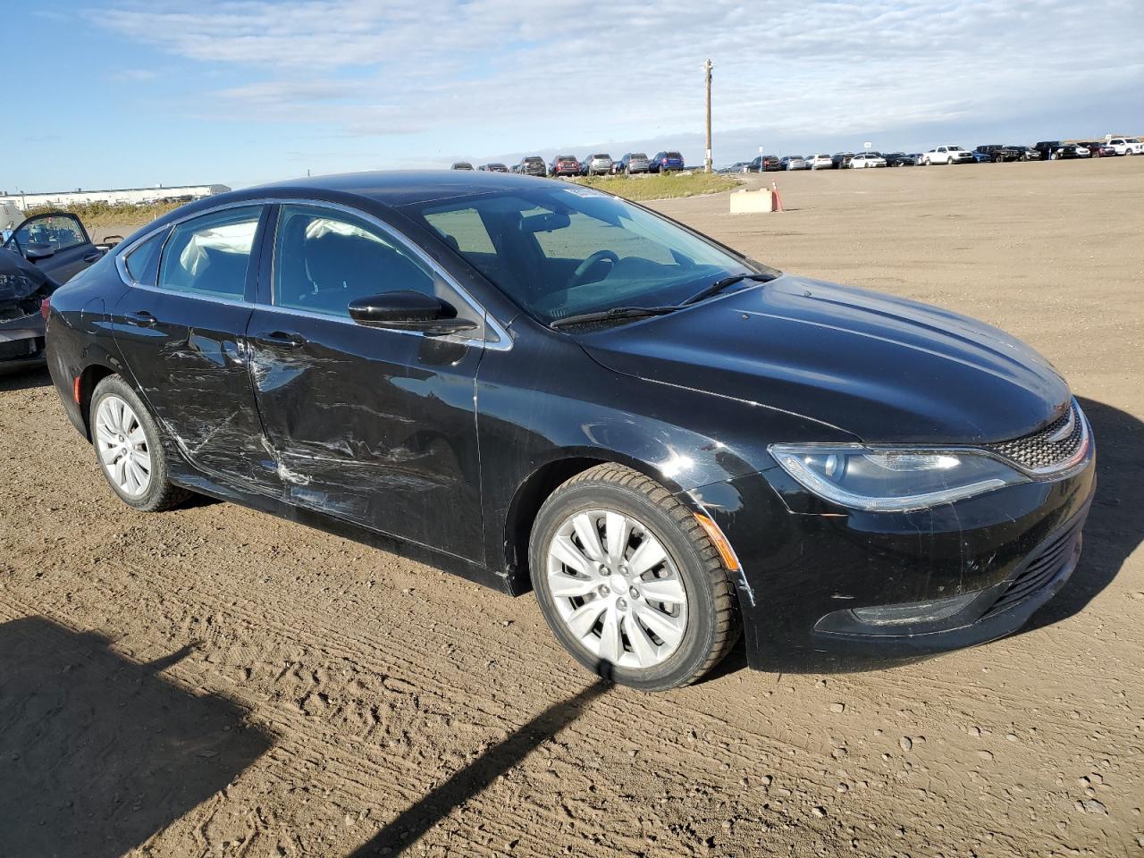 2016 Chrysler 200 Lx - Image 4