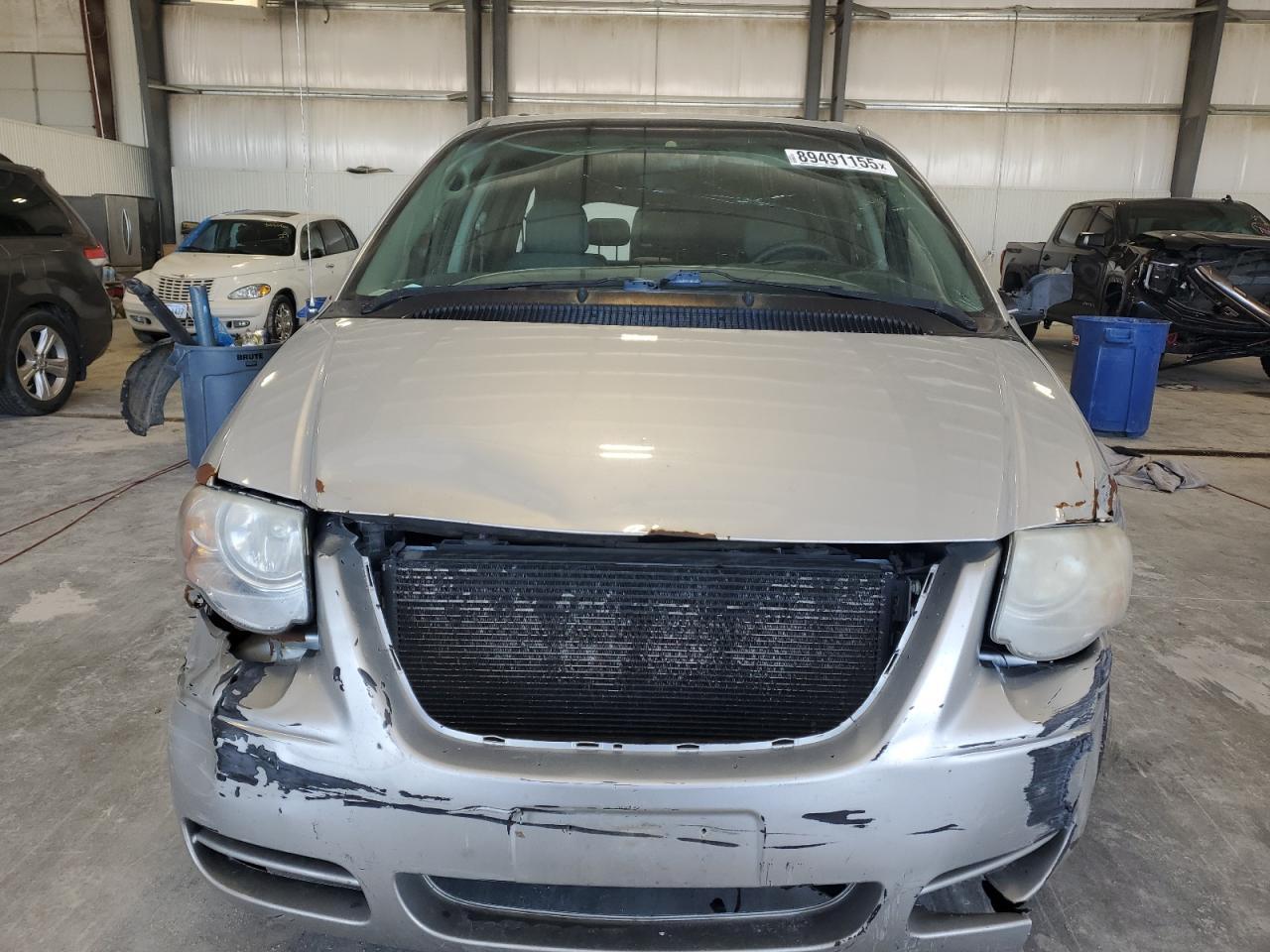 2007 Chrysler Town & Country Touring - Фото 5