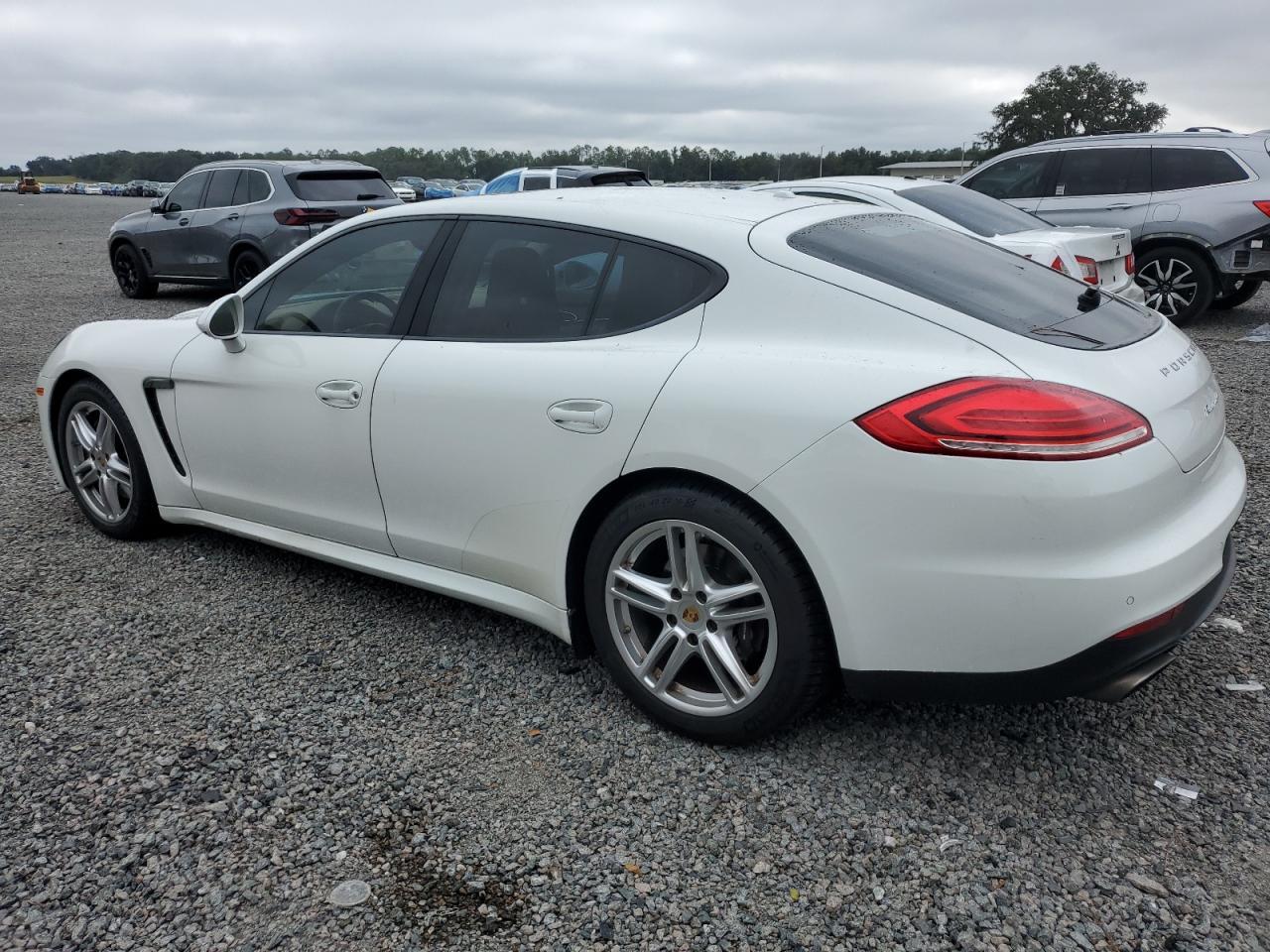 2015 Porsche Panamera 2 - Image 2