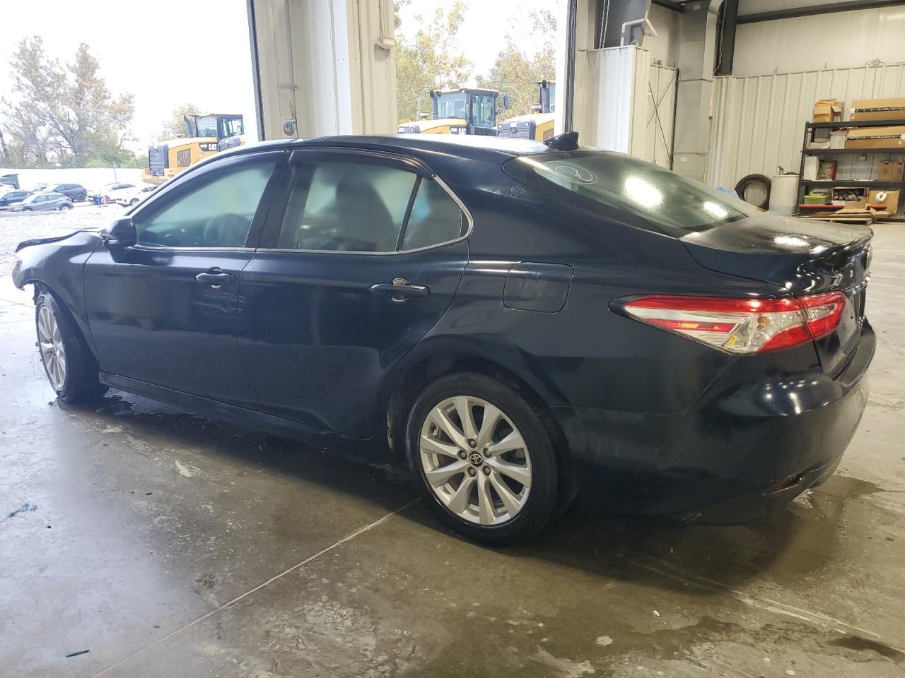 2020 Toyota Camry Le - Image 2