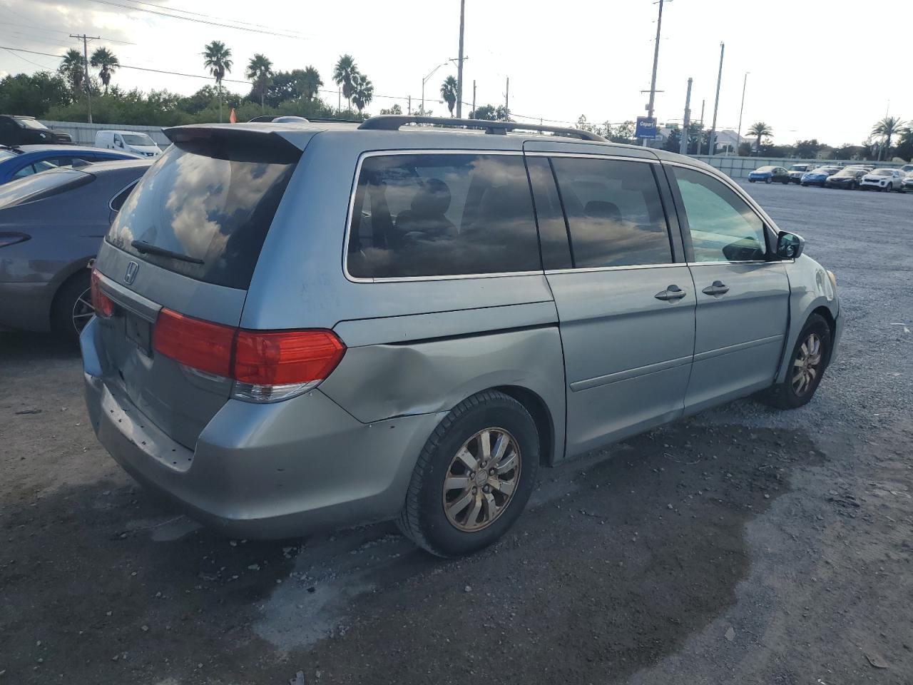 2010 Honda Odyssey Exl - Image 3