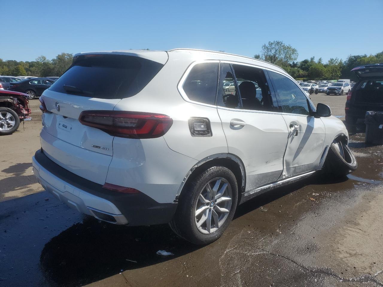 2022 BMW X5 xDrive40I - Фото 3