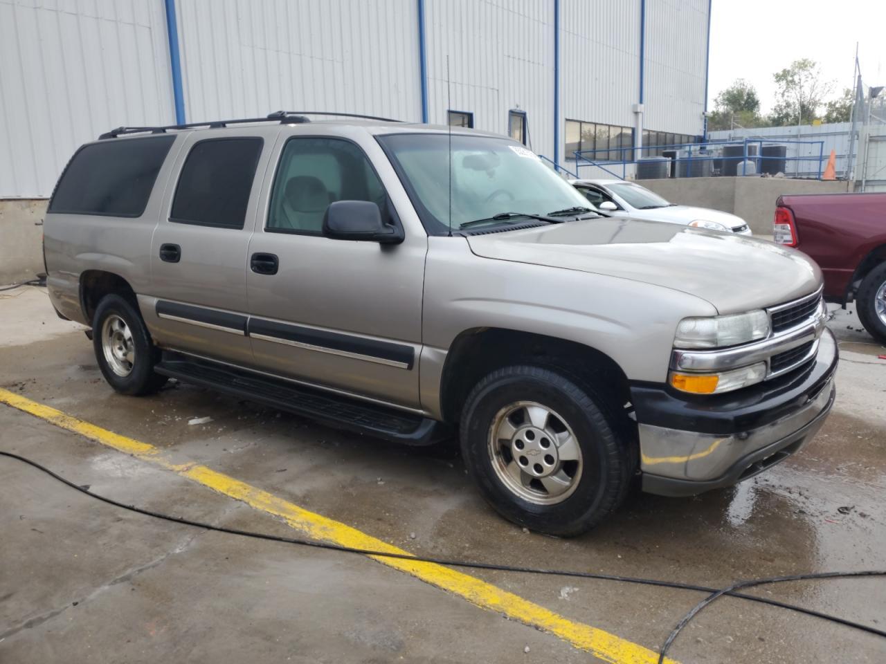 2003 Chev Suburban Ls 1500 - Image 4