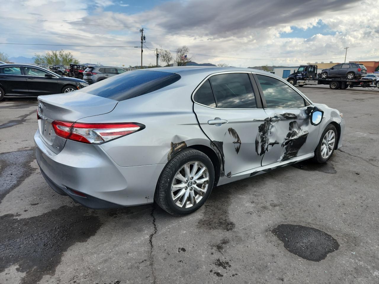 2018 Toyota Camry L - Фото 3