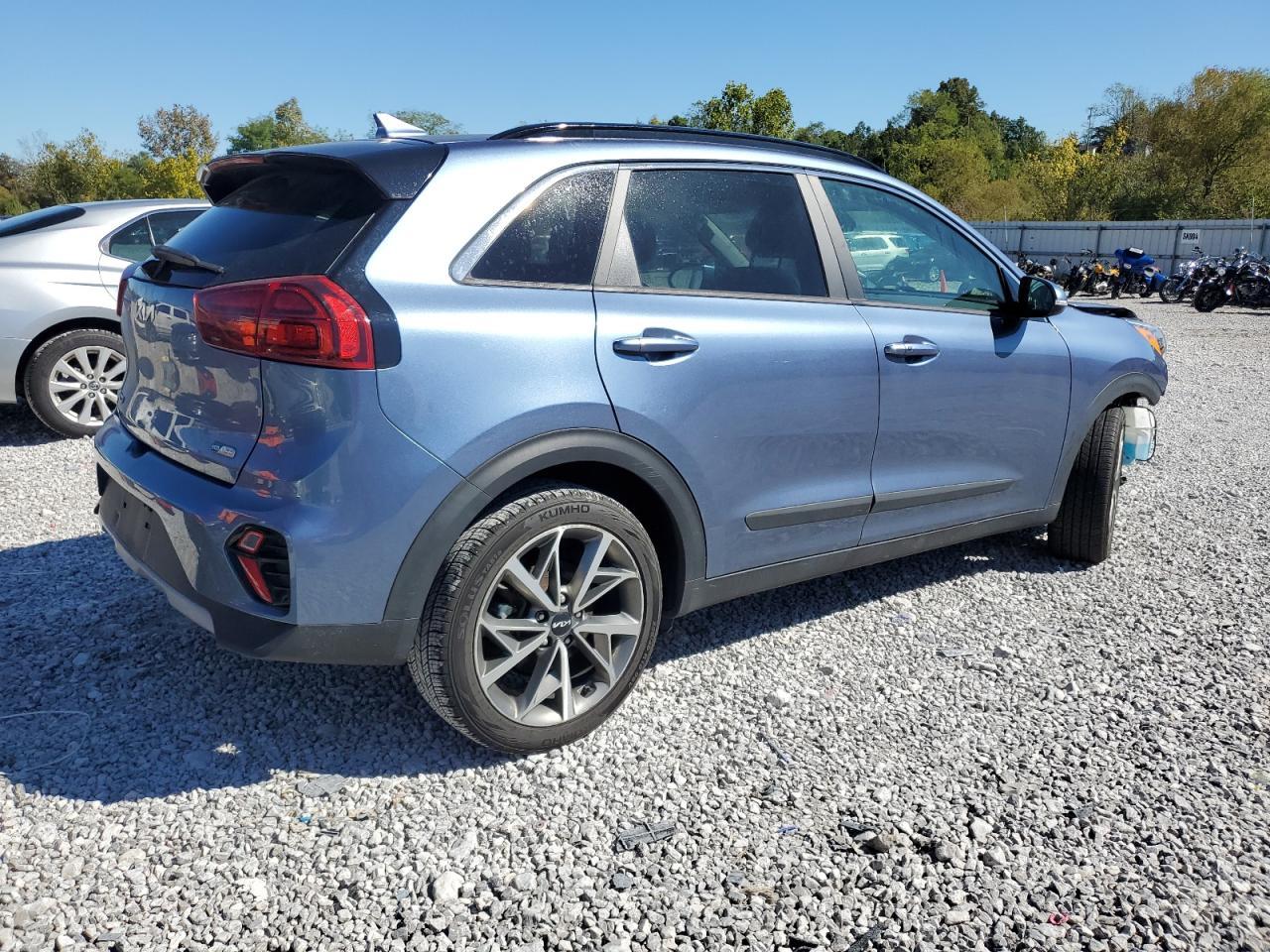 2022 Kia Niro Touring Special Edition - Image 3