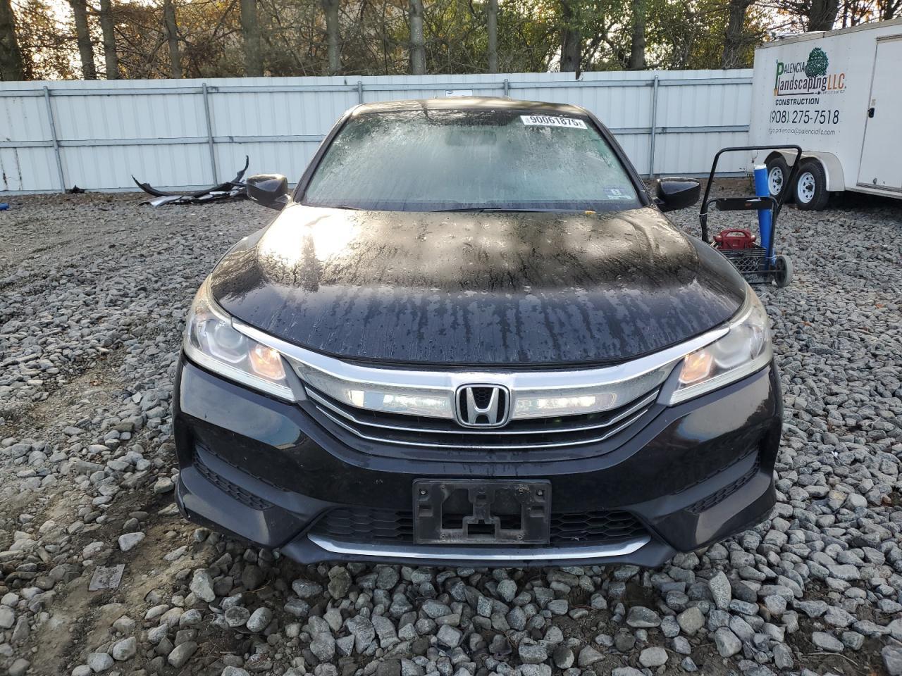 2017 Honda Accord - Image 5