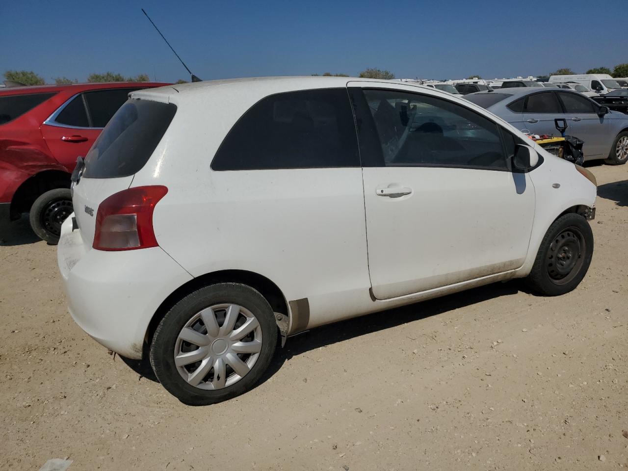 2008 Toyota Yaris - Фото 3