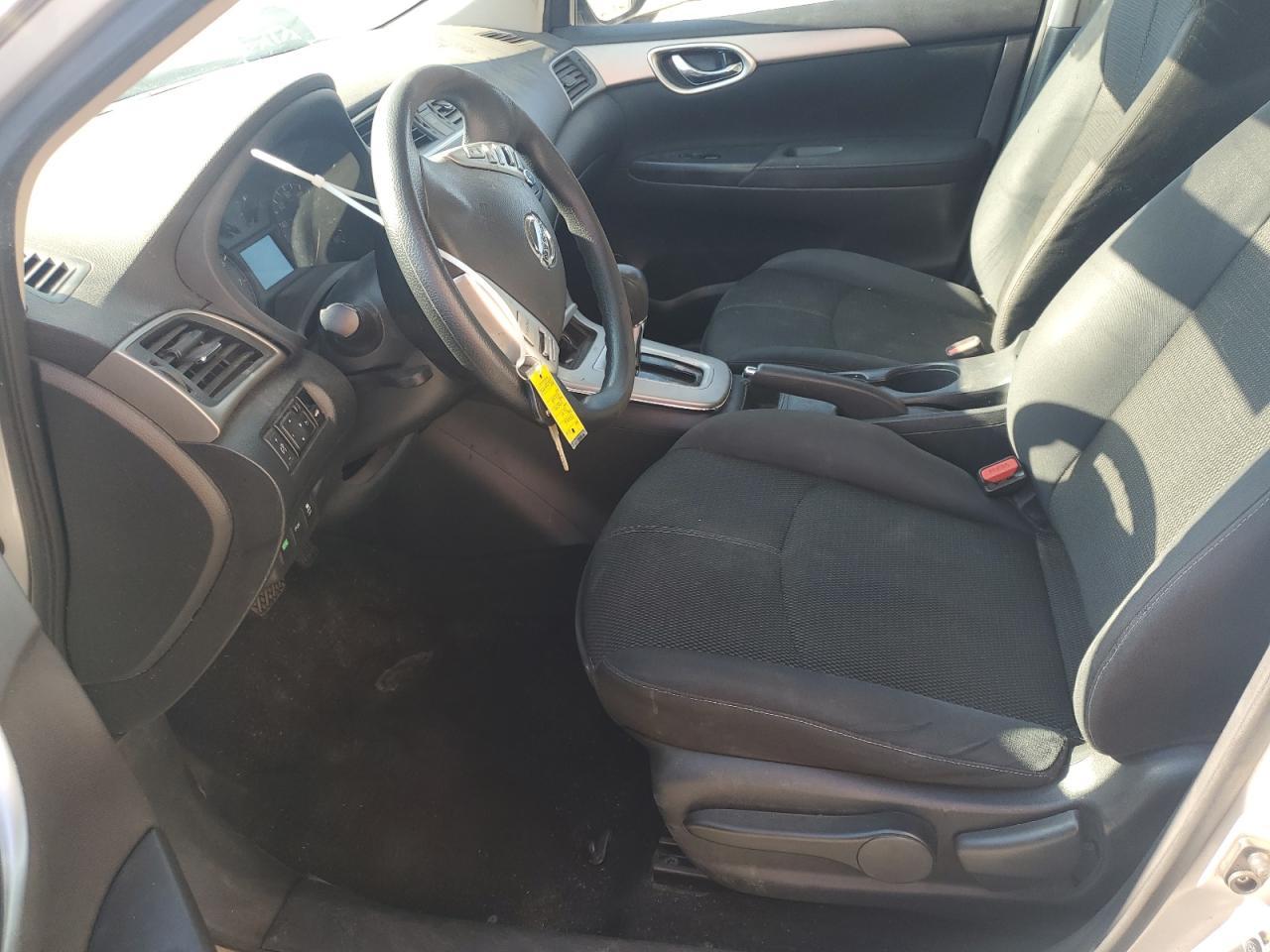 2015 Nissan Sentra S - Фото 7