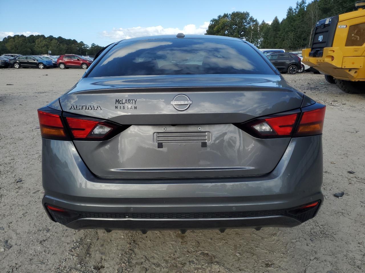 2025 Nissan Altima S - Фото 6