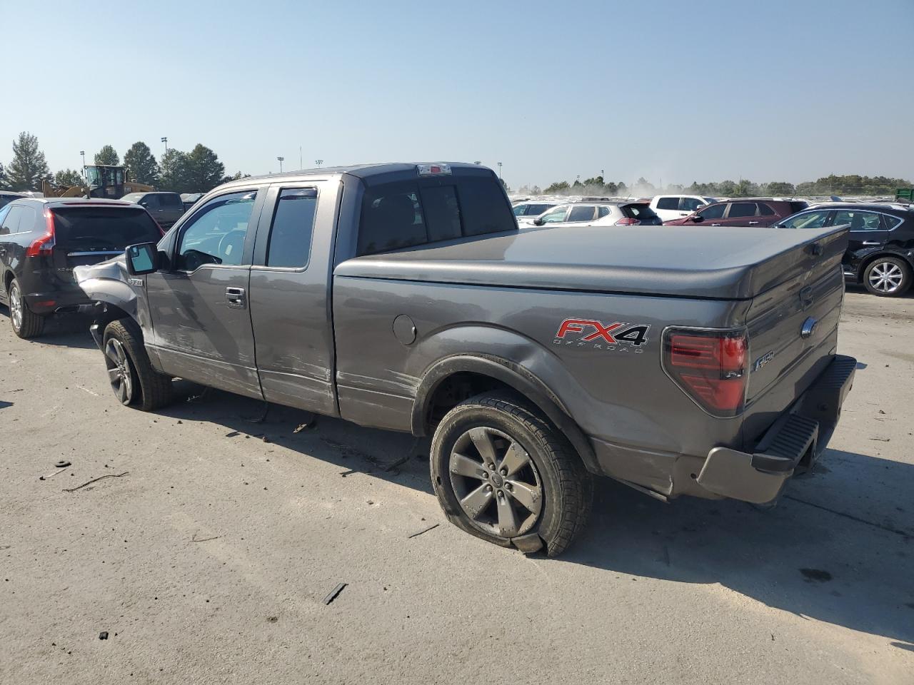 2014 Ford F150 Super Cab - Фото 2