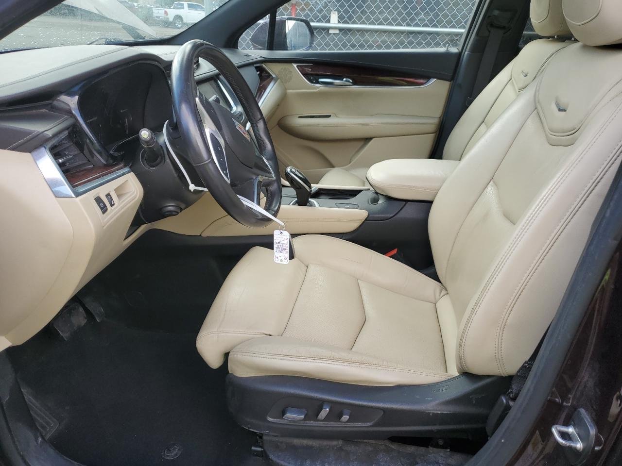 2017 Cadillac Xt5 Luxury - Фото 7