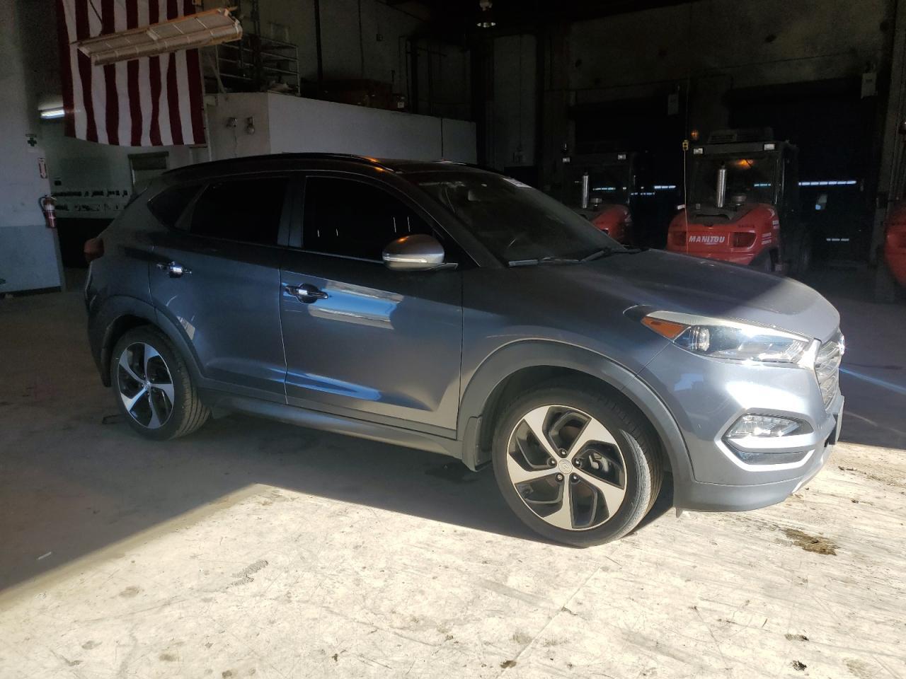 2016 Hyundai Tucson Limited - Image 4