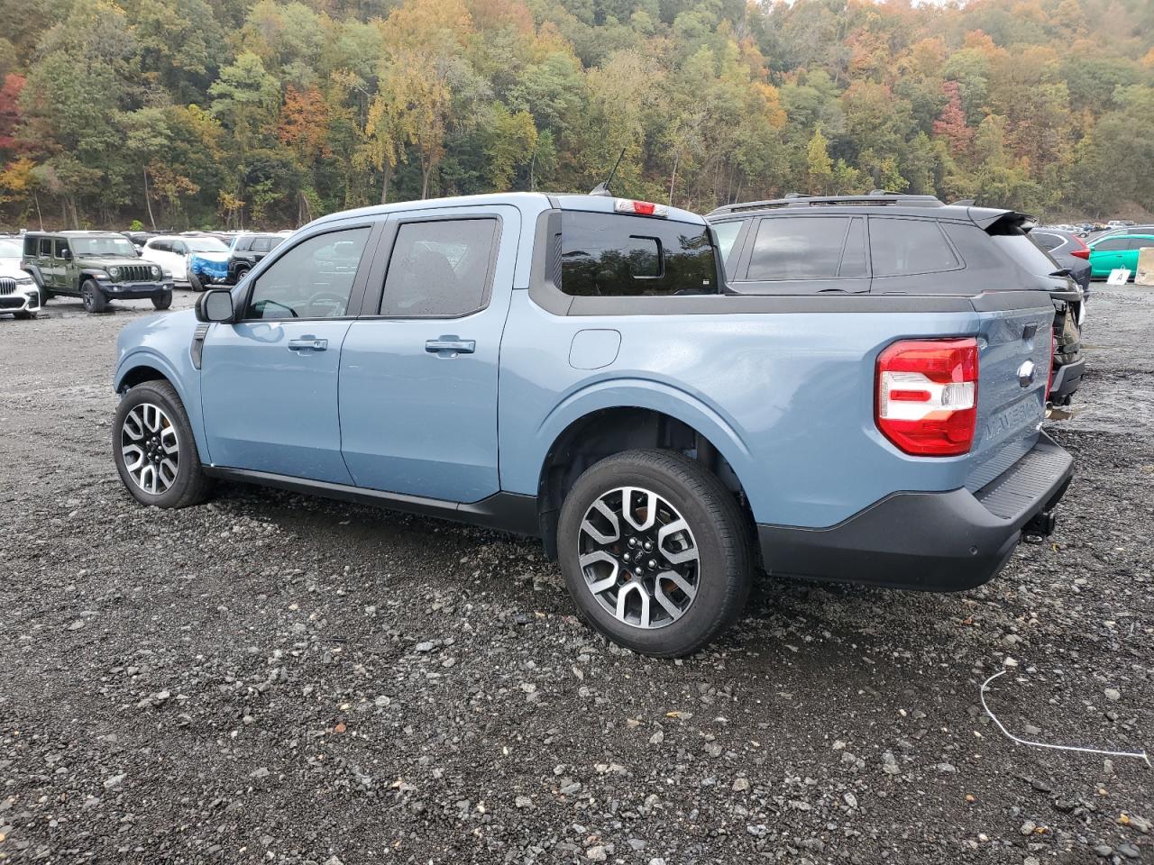 2024 Ford Maverick Lariat - Image 2