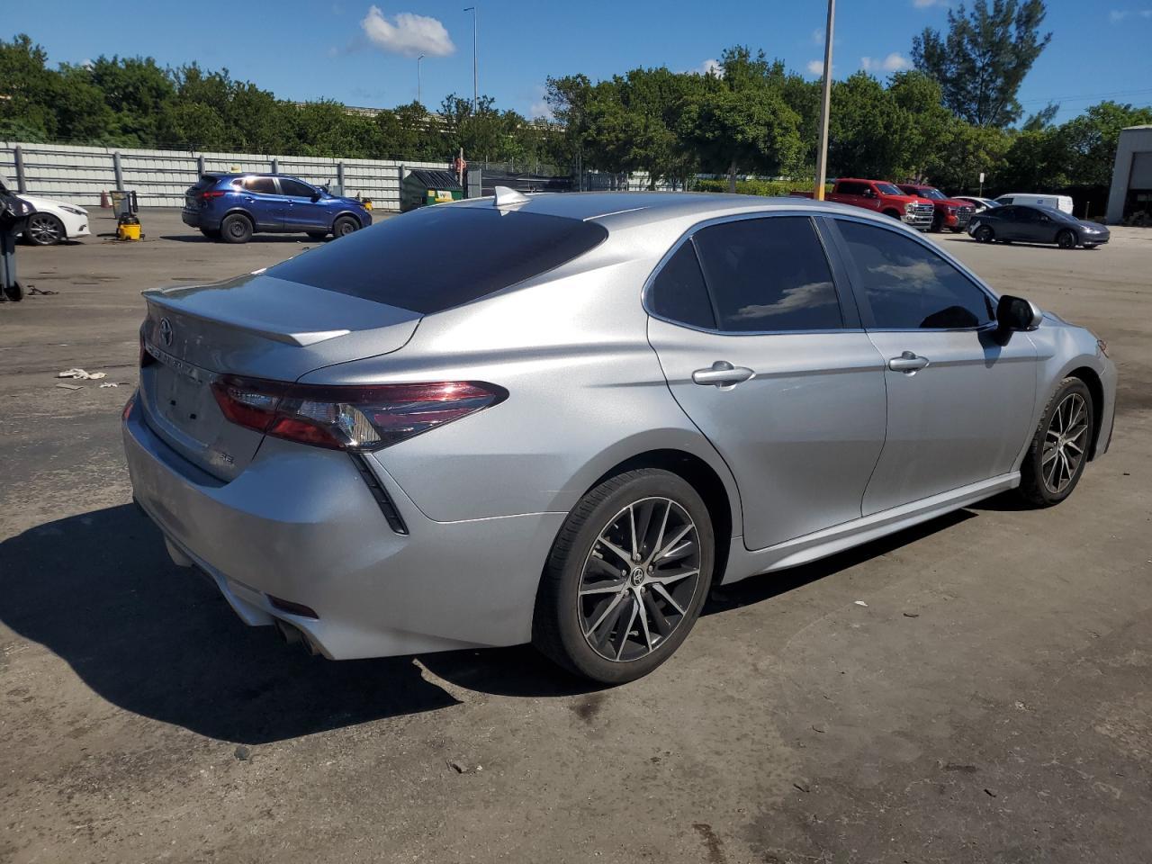 2024 Toyota Camry Se Night Shade - Фото 3