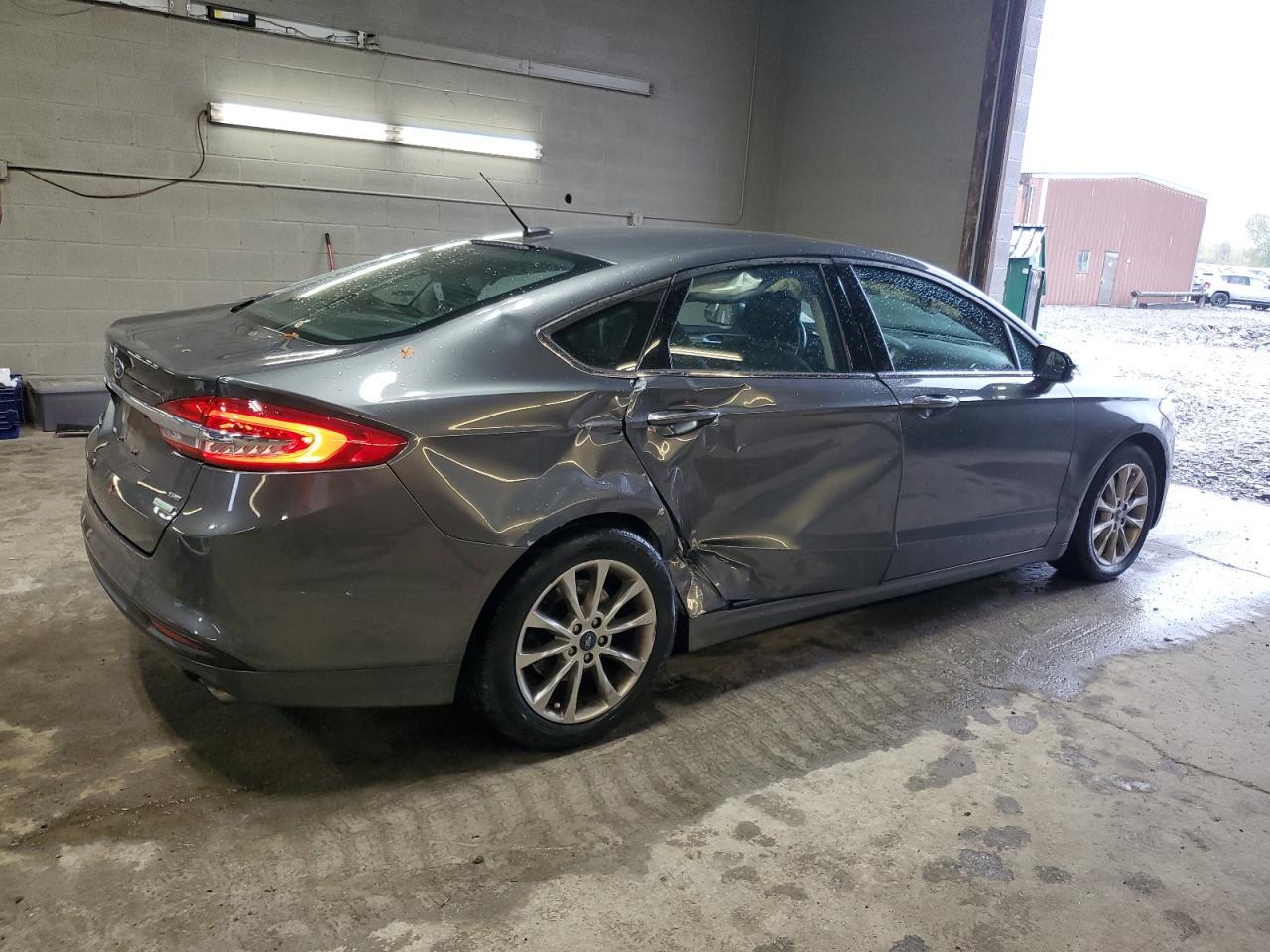 2017 Ford Fusion Se - Image 3