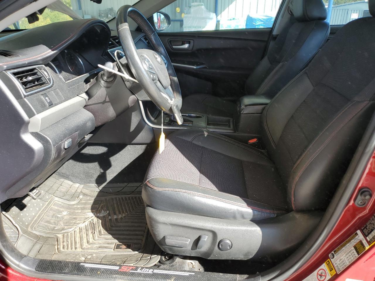 2017 Toyota Camry Le - Image 7