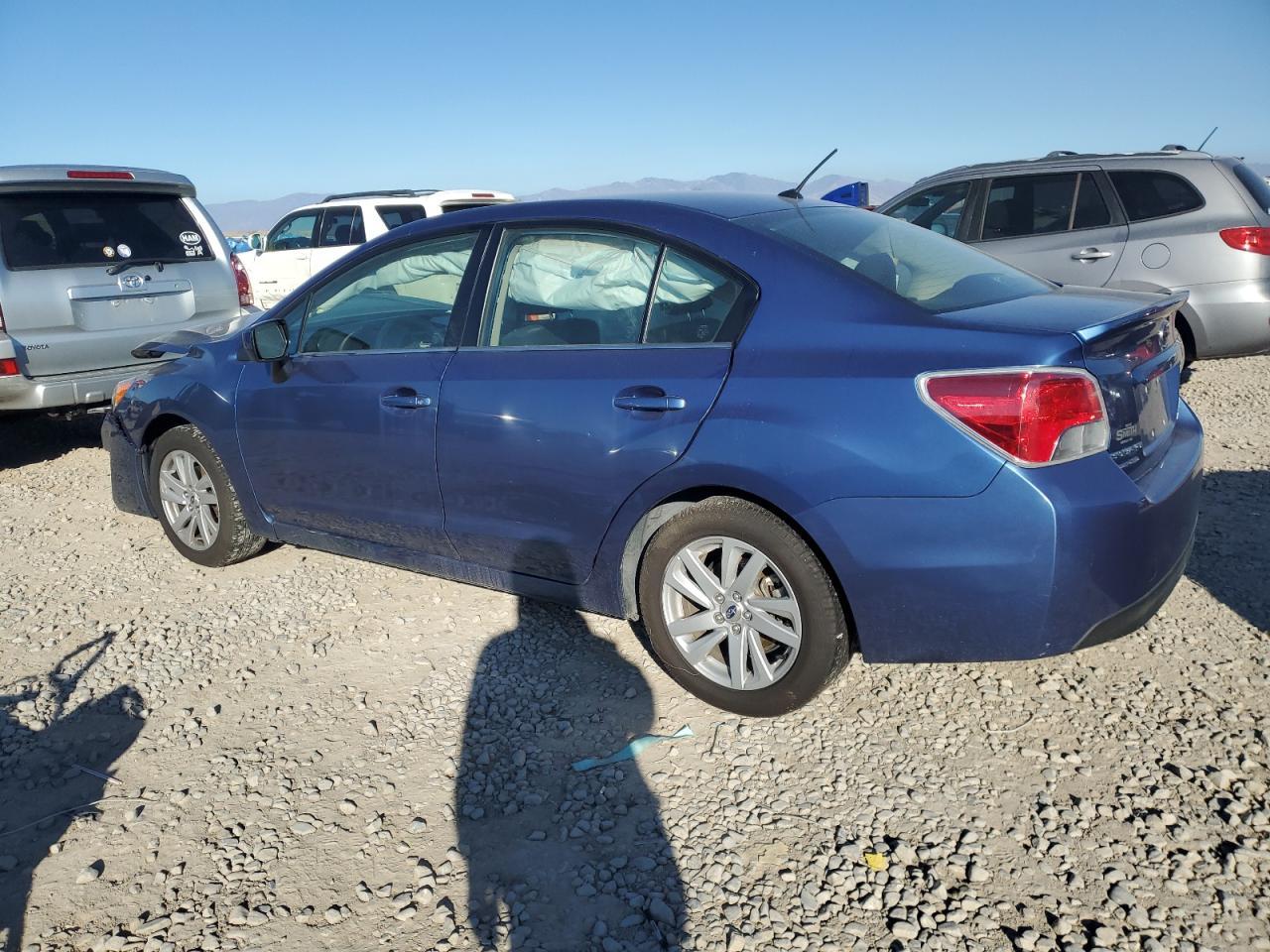 2016 Subaru Impreza Premium - Фото 2