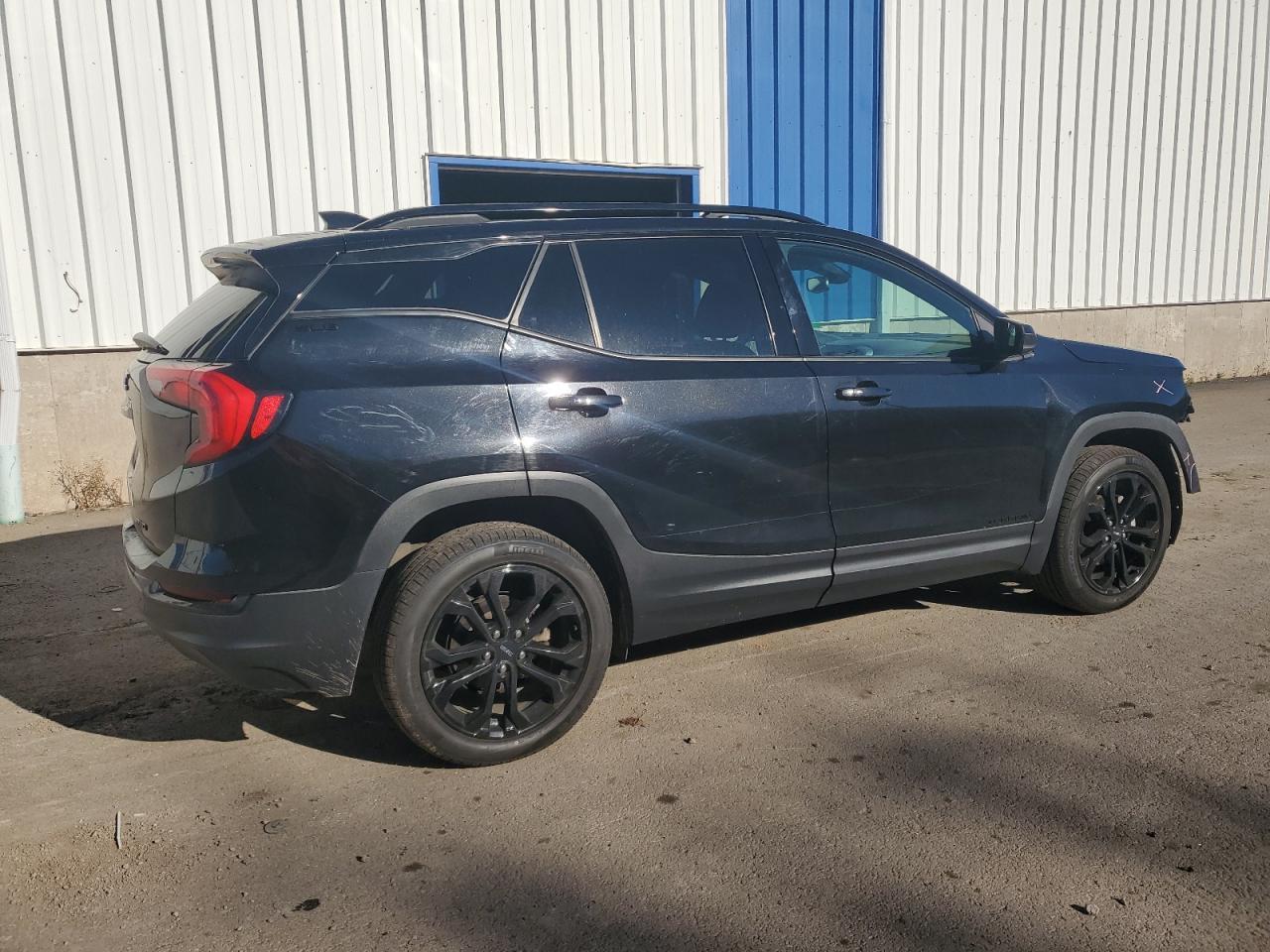 2021 GMC Terrain Sle - Image 3