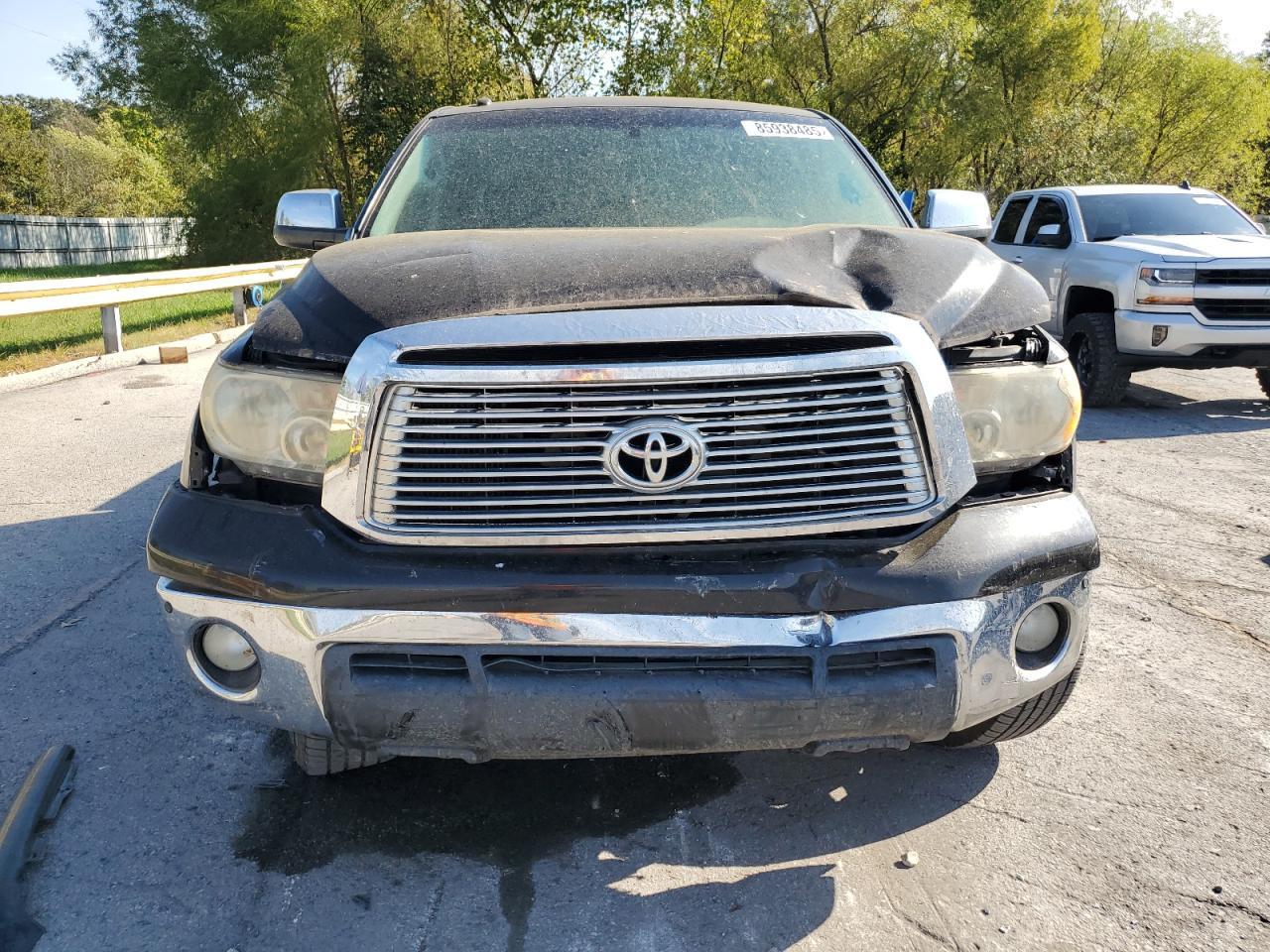 2010 Toyota Tundra Crewmax Limited - Image 5