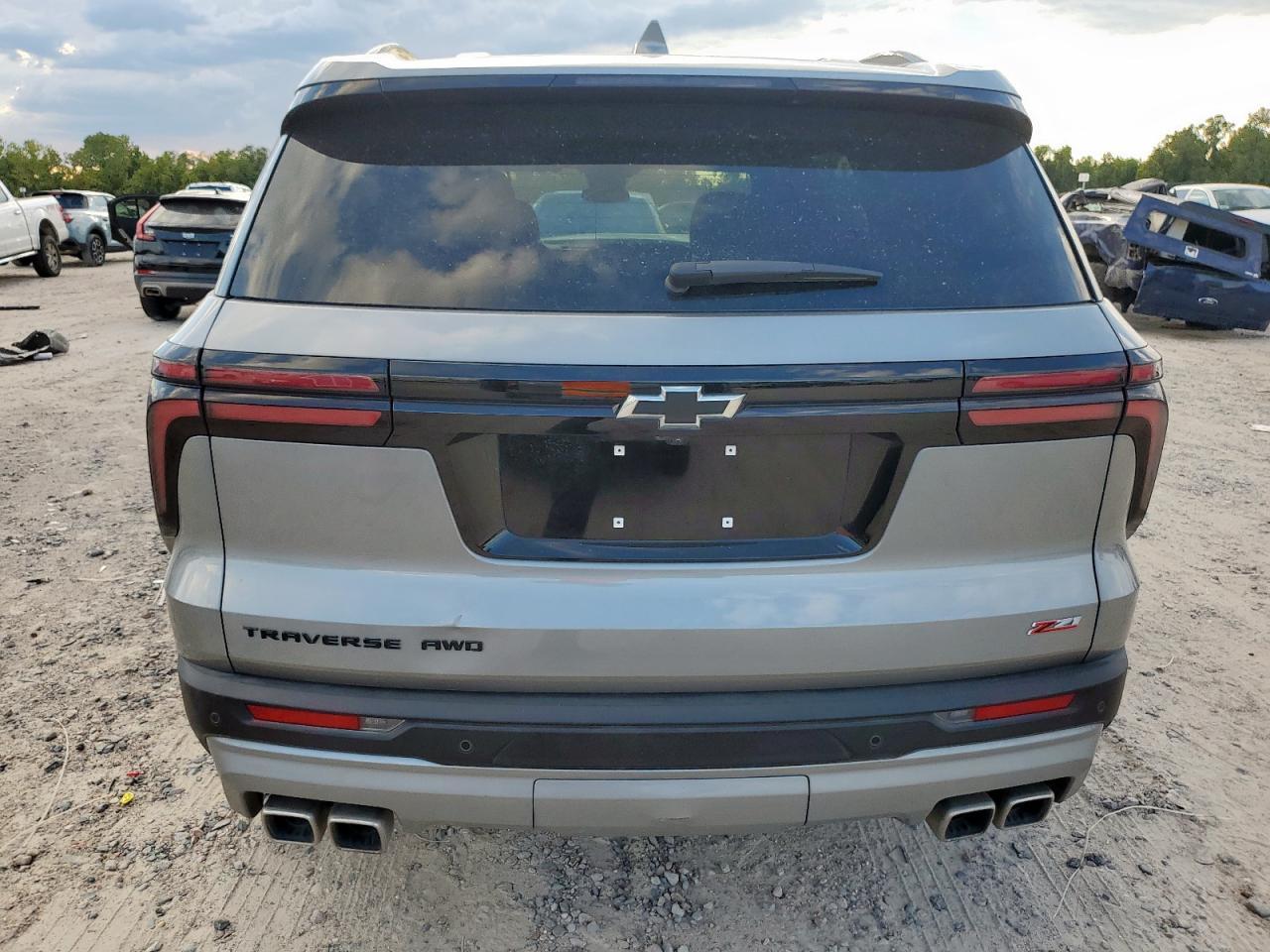 2025 Chevrolet Traverse Z71 - Фото 6