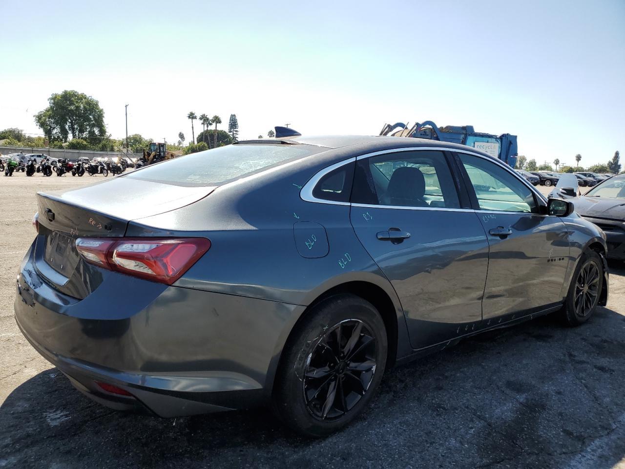 2021 Chevrolet Malibu Lt - Фото 3