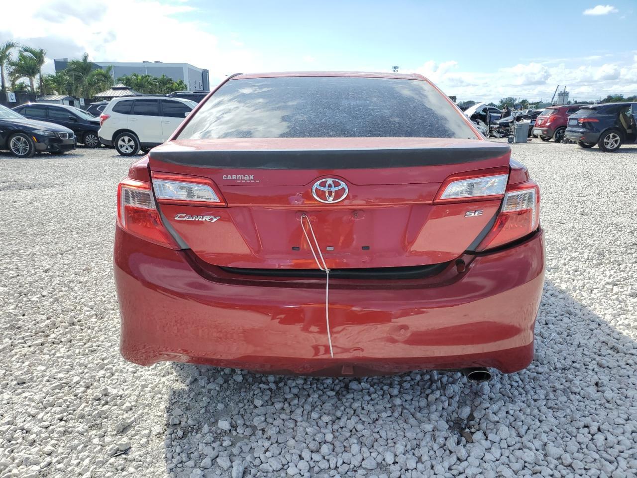 2012 Toyota Camry Base - Фото 6