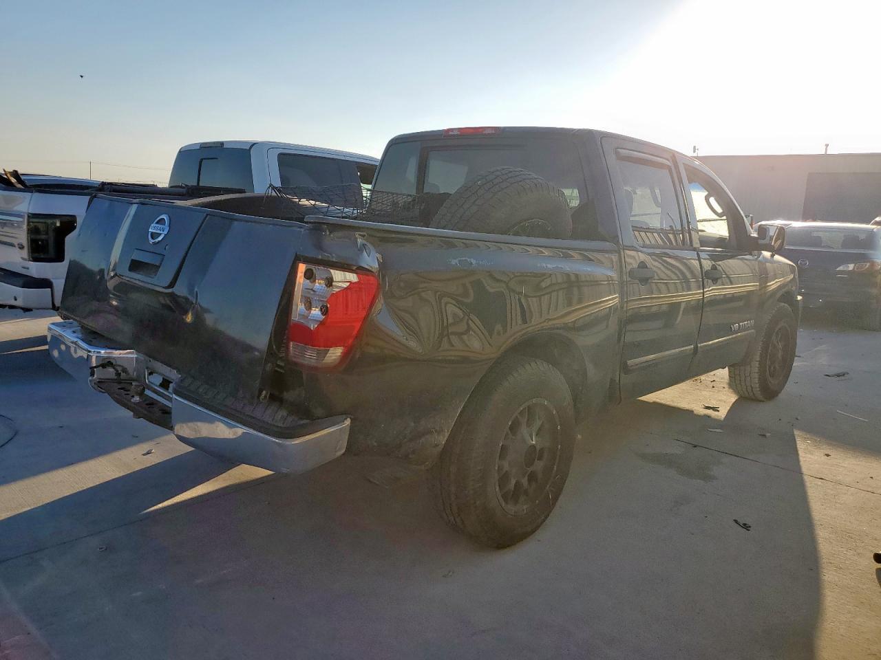 2009 Nissan Titan Xe - Фото 3
