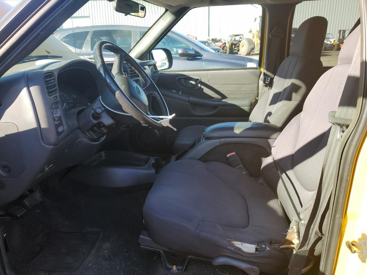 2004 Chevrolet S Truck S10 - Фото 7