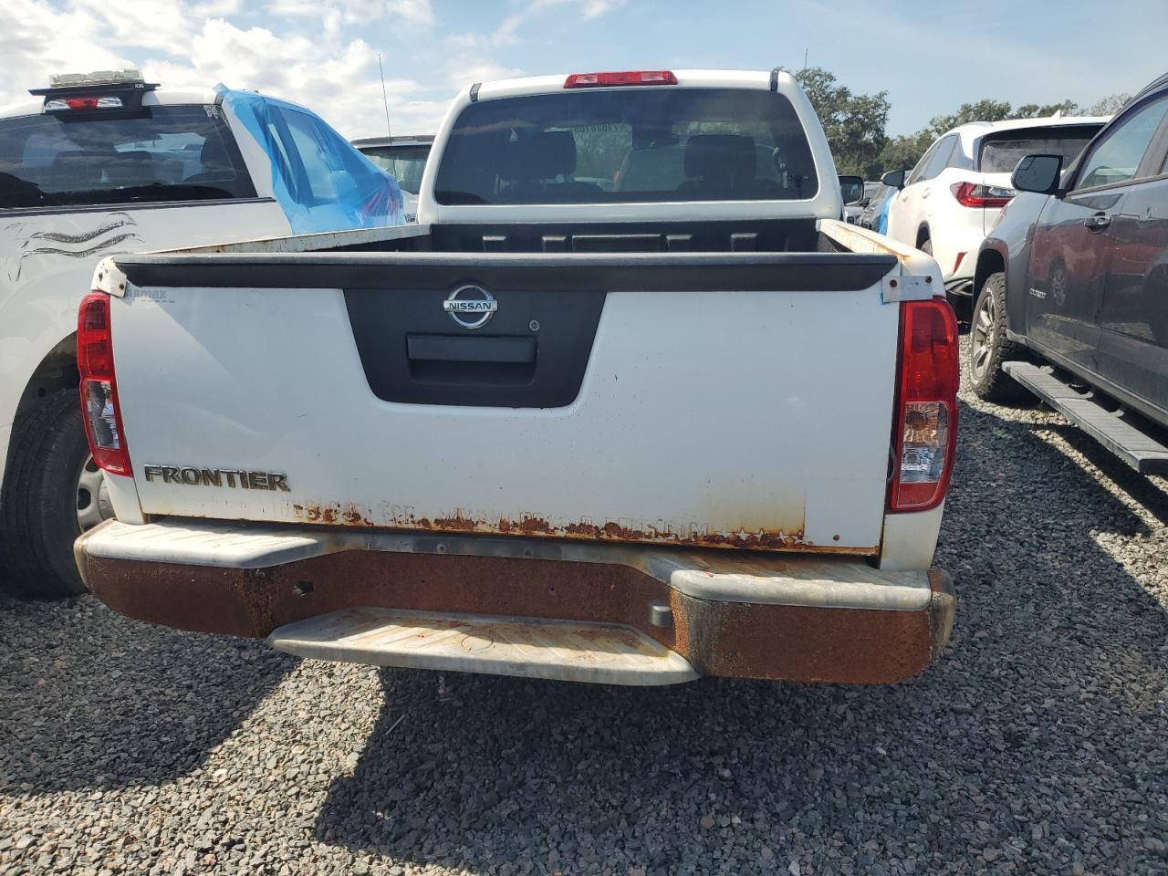 2016 Nissan Frontier S - Фото 6
