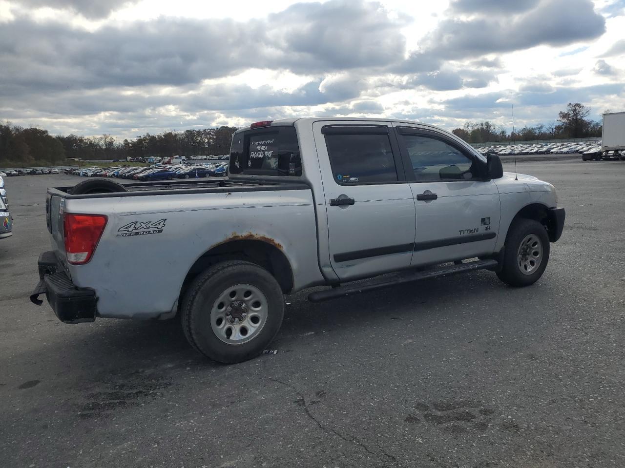 2007 Nissan Titan Xe - Image 3