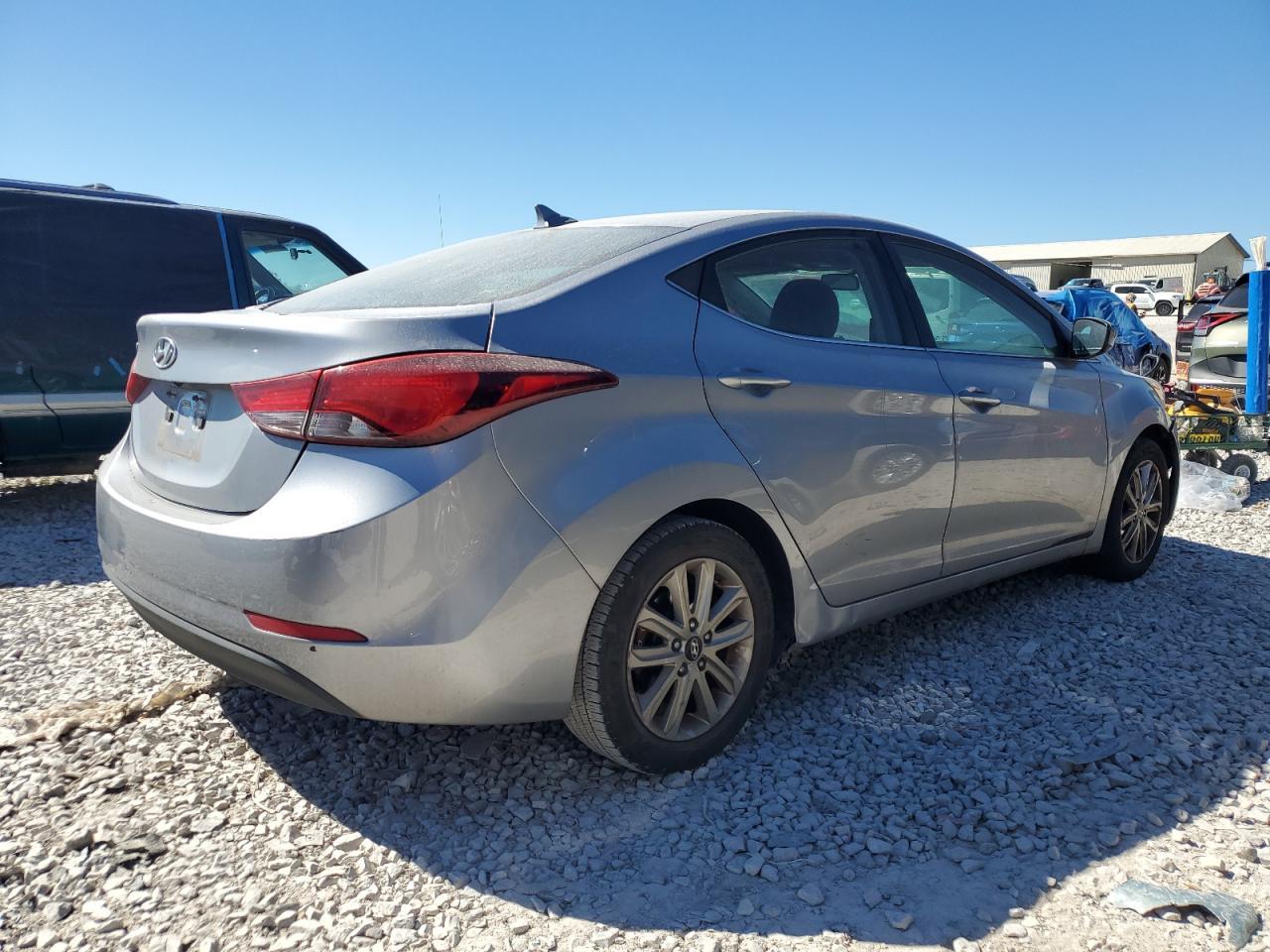 2015 Hyundai Elantra Se - Фото 3