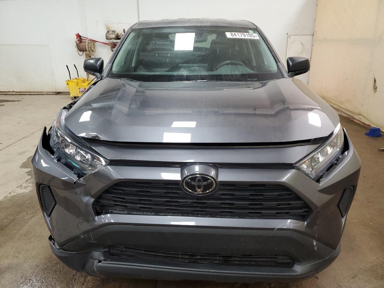 2022 Toyota Rav4 Le - Фото 5
