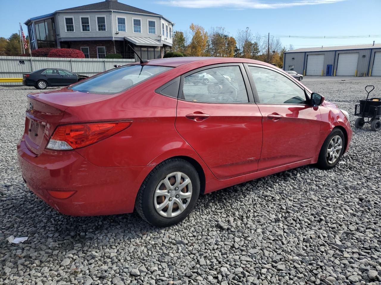 2011 Hyundai Accent Gls - Image 3