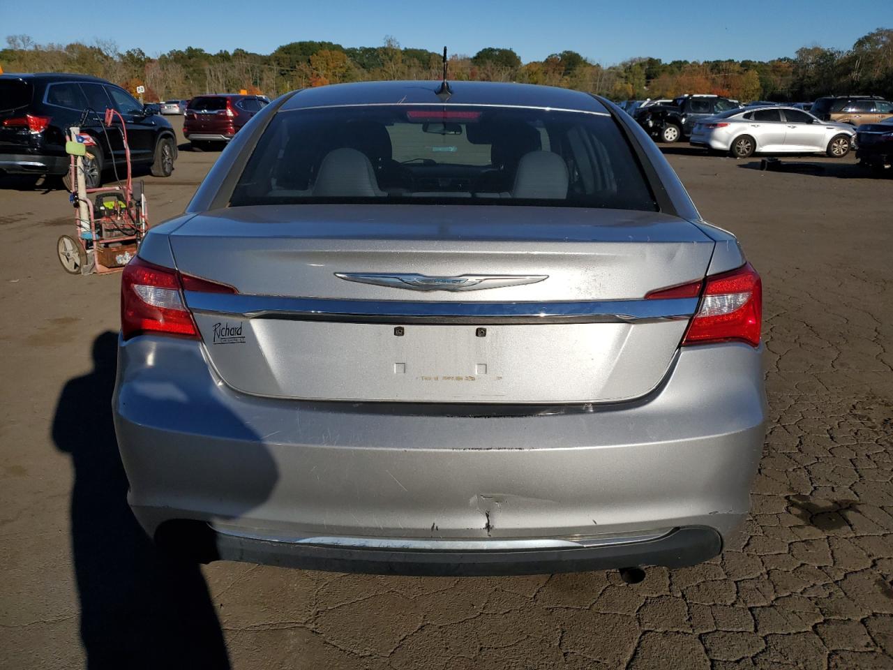2013 Chrysler 200 Lx - Image 6