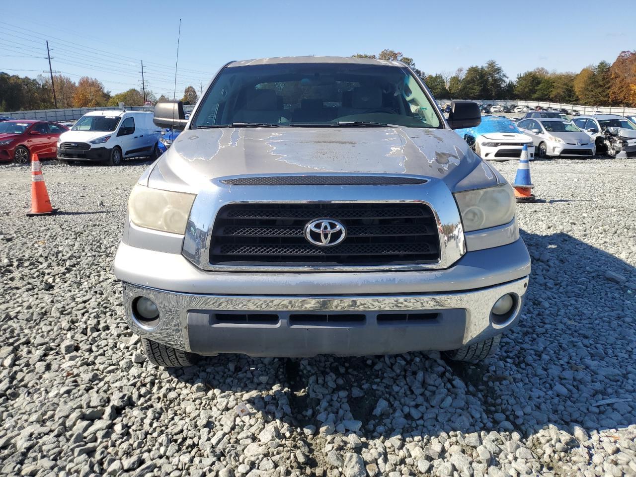 2008 Toyota Tundra Crewmax - Image 5